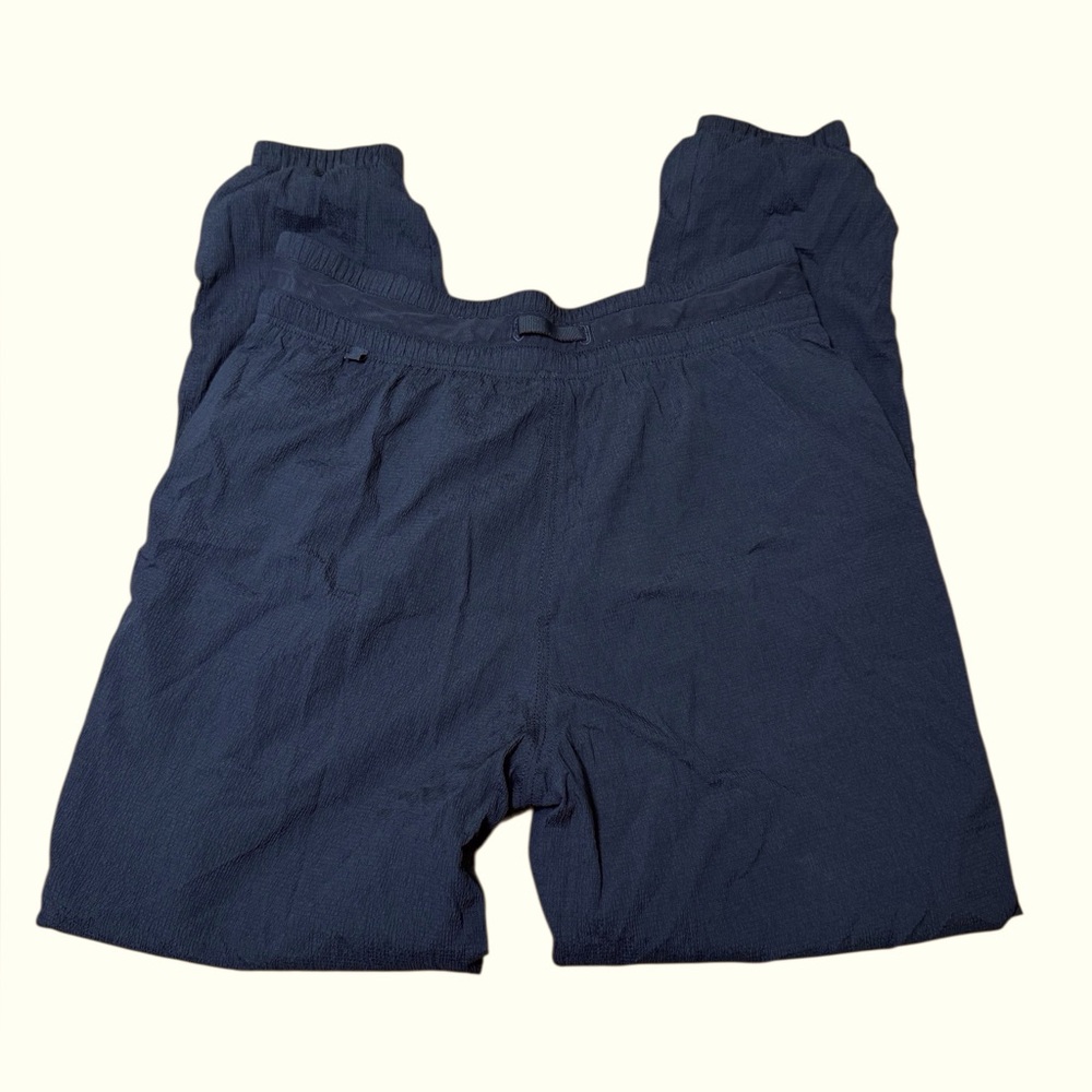 Lululemon In-Depth Jogger‎ - Picture 7 of 11